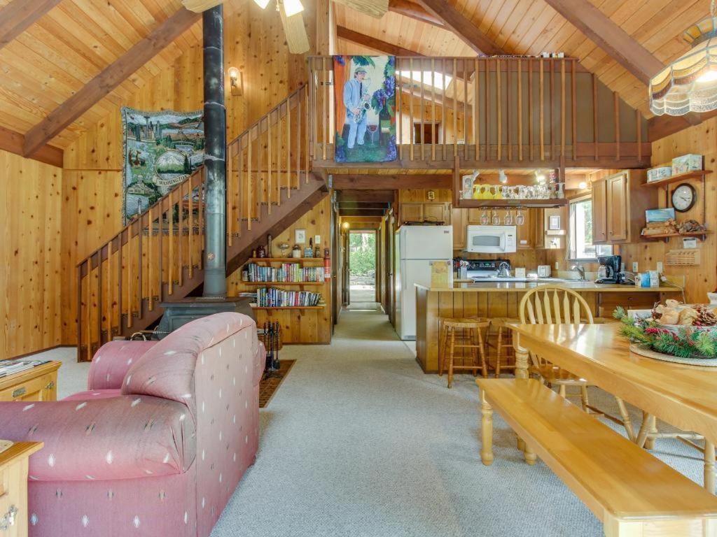 The Chalet On Lopez Islandale Exterior photo